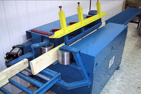 JOINTEUSE À PLAQUES